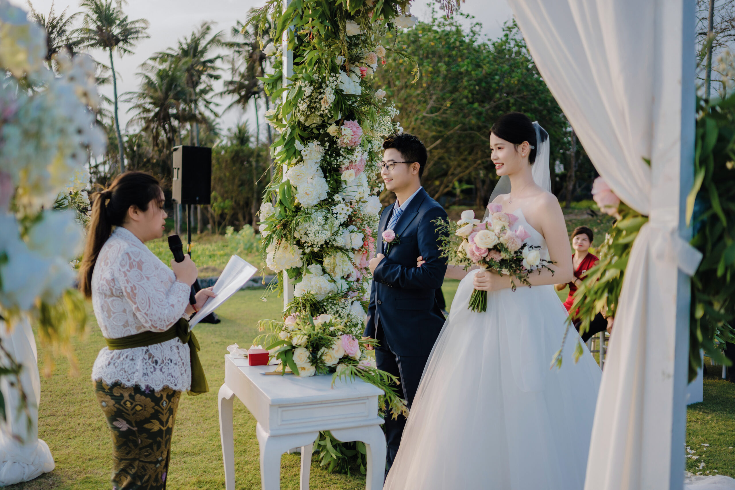 Kiss Bali Villa Beach Front Wedding Venue | Zhang Digen & Zuo Xinzi