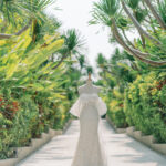 How to Choose the Perfect Wedding Gown for a Tropical Destination Wedding