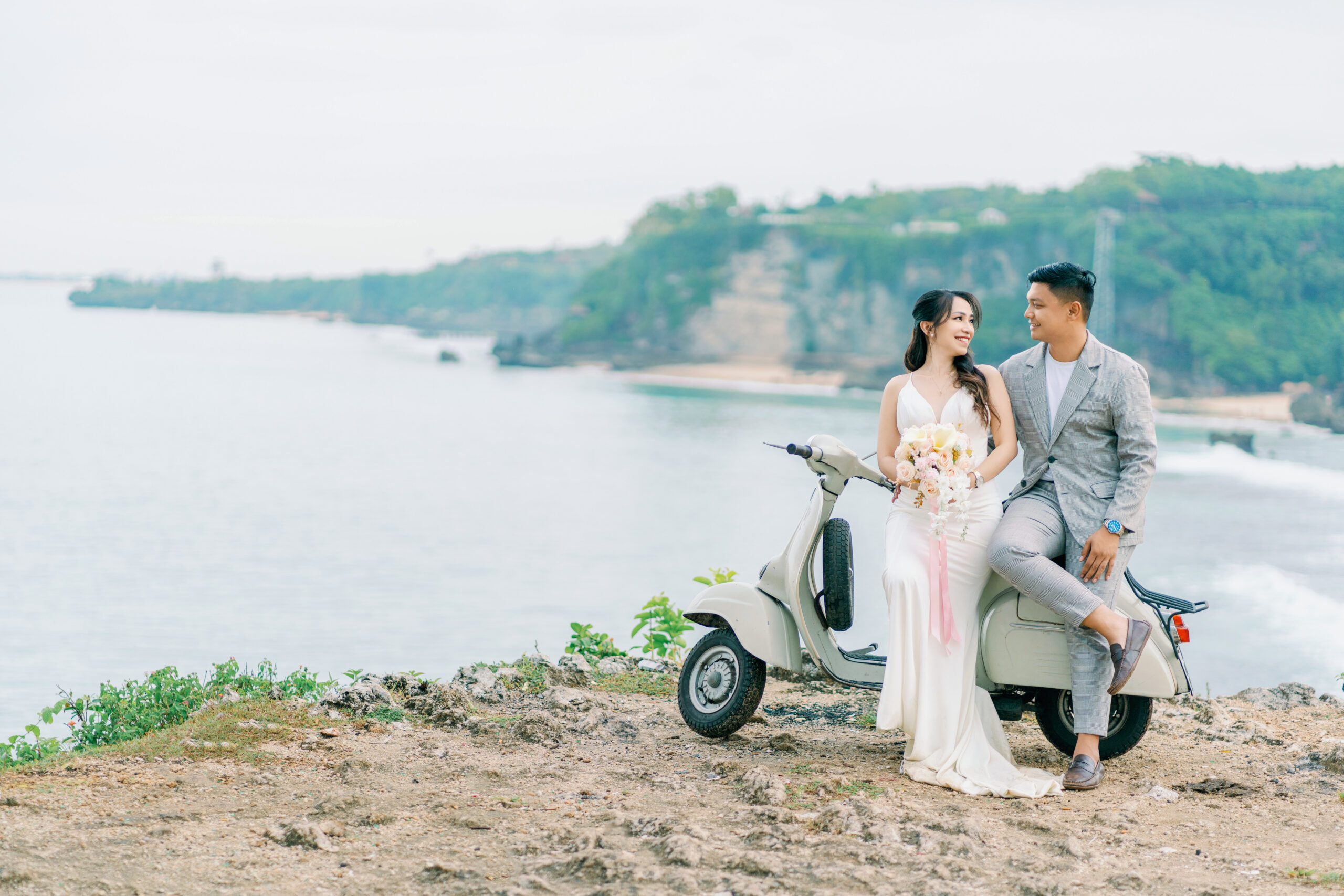 Classic Style Inspiration for Vespa Lovers’ Pre-Wedding